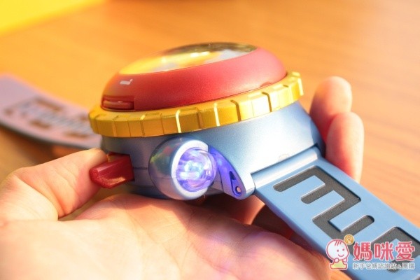 快用妖怪手錶照燈搜索看看吧