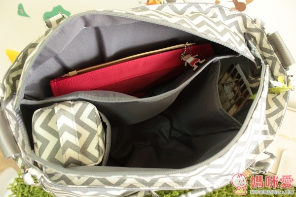 放進媽媽包裡，隨身帶著走，突發狀況也不用擔心啦～