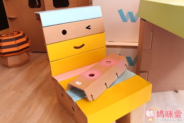 Korean Corner紙製奇趣麥莉桌椅