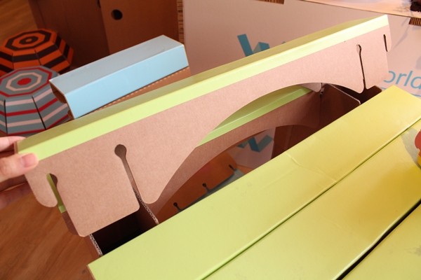 Korean Corner紙製奇趣麥莉桌椅