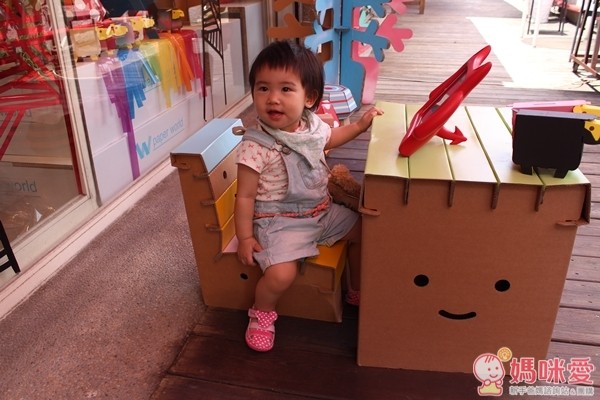 Korean Corner紙製家具