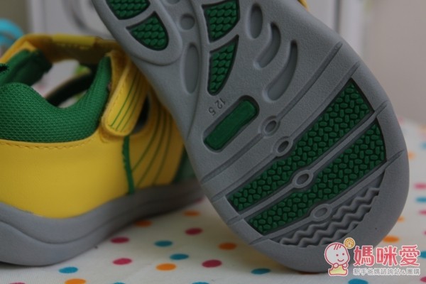 布布童鞋》2015 秋冬新色來報到!學步鞋 / 運動機能鞋 / 休閒鞋