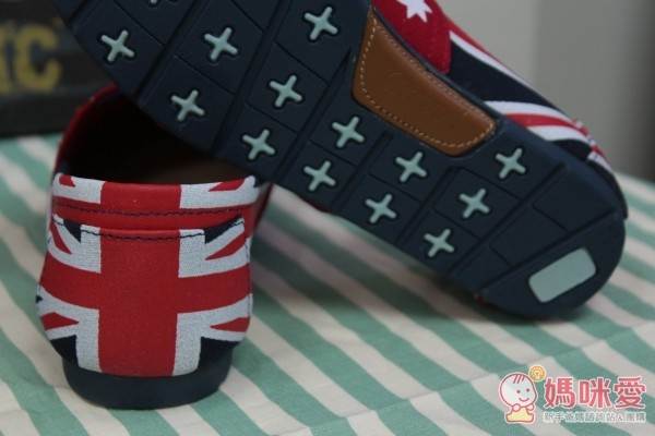 布布童鞋》2015 秋冬新色來報到!學步鞋 / 運動機能鞋 / 休閒鞋