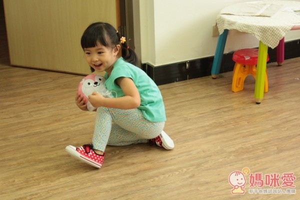 布布童鞋》2015 秋冬新色來報到!學步鞋 / 運動機能鞋 / 休閒鞋