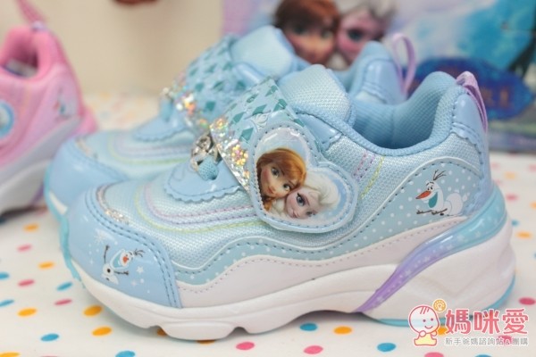 布布童鞋》2015 秋冬新色來報到!學步鞋 / 運動機能鞋 / 休閒鞋