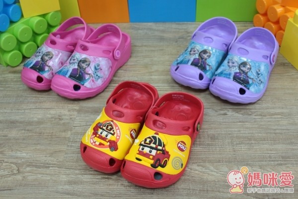 布布童鞋》2015 秋冬新色來報到!學步鞋 / 運動機能鞋 / 休閒鞋