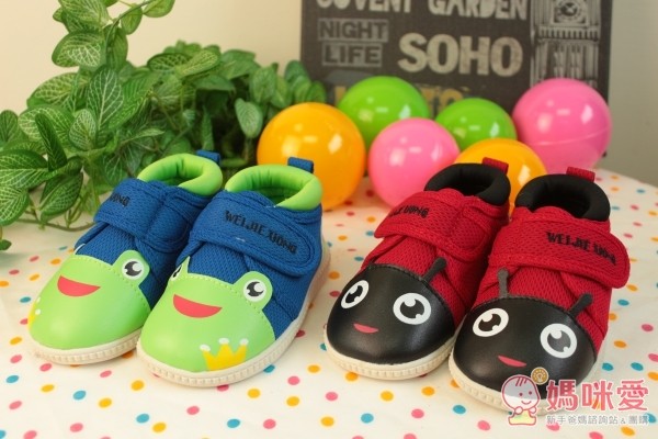 布布童鞋》2015 秋冬新色來報到!學步鞋 / 運動機能鞋 / 休閒鞋