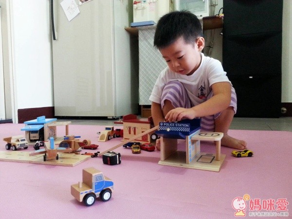 澳洲,click clack toys,木頭玩具,車子,汽車,玩具,車子