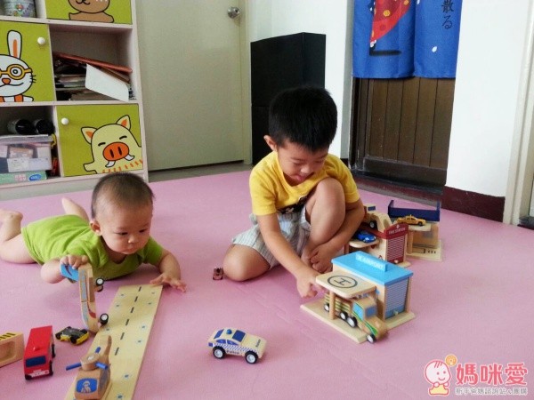 澳洲,click clack toys,木頭玩具,車子,汽車,玩具,車子