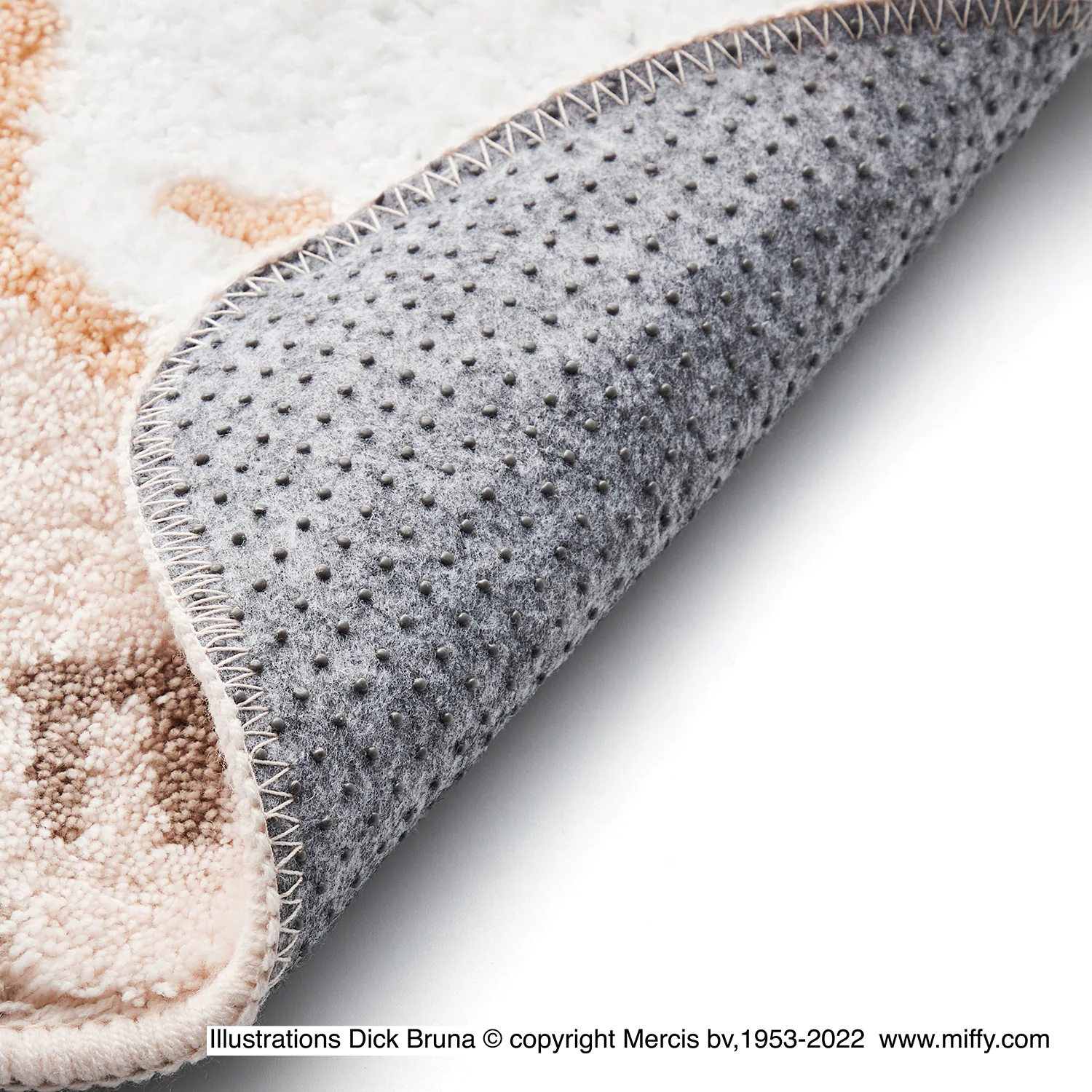 日本千趣會 - 柔軟舒適坐墊/椅墊-米飛兔-卡其 (38x38cm)