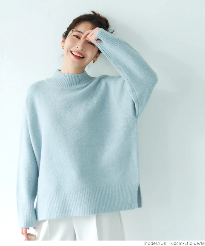 日本 COCA - 百搭舒膚柔軟針織毛衣-微立領-天空藍