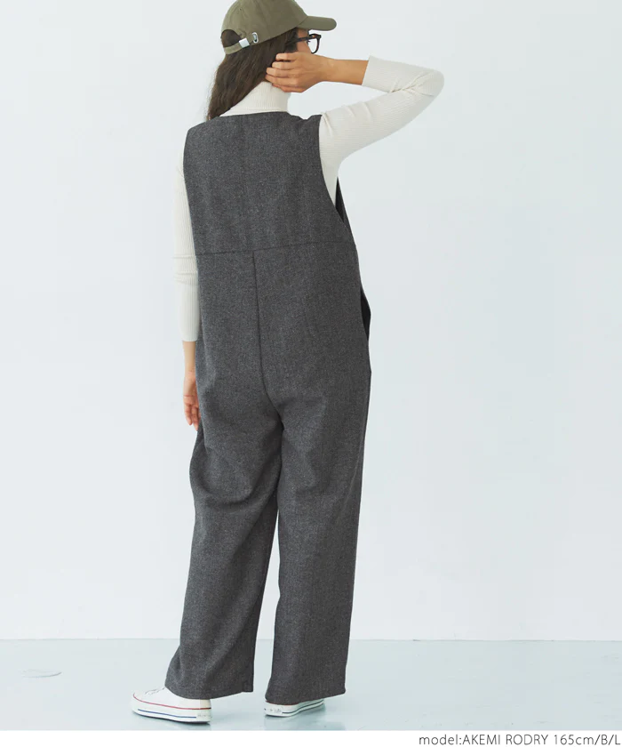 日本 COCA - 工裝率性V領連身吊帶褲-人字紋-淺灰