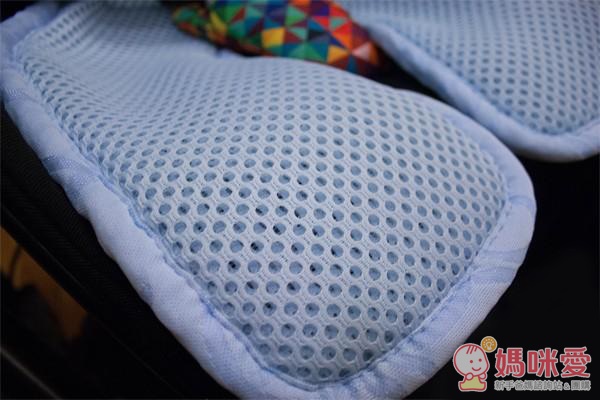 奇哥 - 立體超透氣涼墊-推車/汽座專用