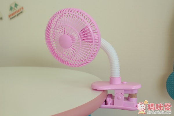 【預購】日本外出好物 ♥ 推車夾式電扇 / 迪士尼可乘用行李箱 