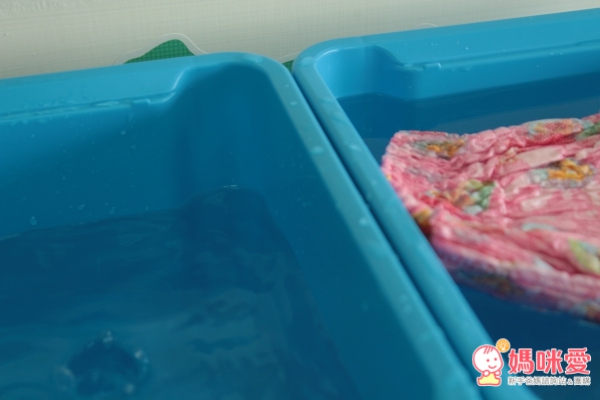 日本大王＆美國Nuby 拋棄式游泳尿布，寶寶游泳必備！