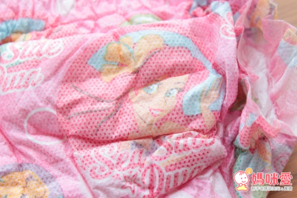 日本大王＆美國Nuby 拋棄式游泳尿布，寶寶游泳必備！