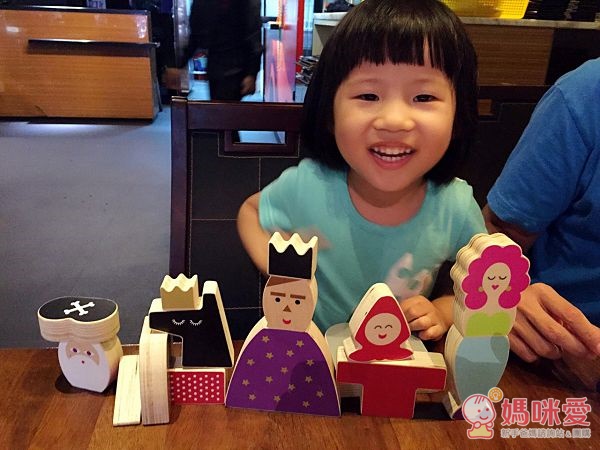 俄羅斯 Shusha Toys 》精緻手工創意木頭玩具 ♥ 媽咪寶貝玩設計