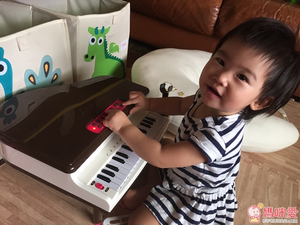 【預購】日本《樂雅Toyroyal》♫夢幻古典鋼琴X四和音電子琴♫ 培養小小貝多芬