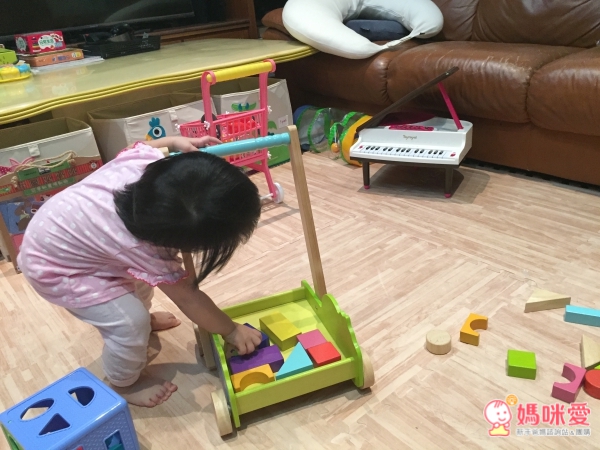 ✮寶寶學走好幫手✮ 法國BoiKido 學步推車 / 義大利 La COSA 滑步車 三輪車