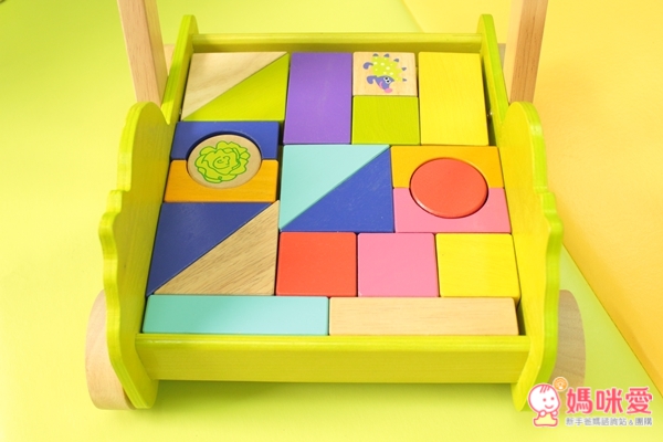 ✮寶寶學走好幫手✮ 法國BoiKido 學步推車 / 義大利 La COSA 滑步車 三輪車