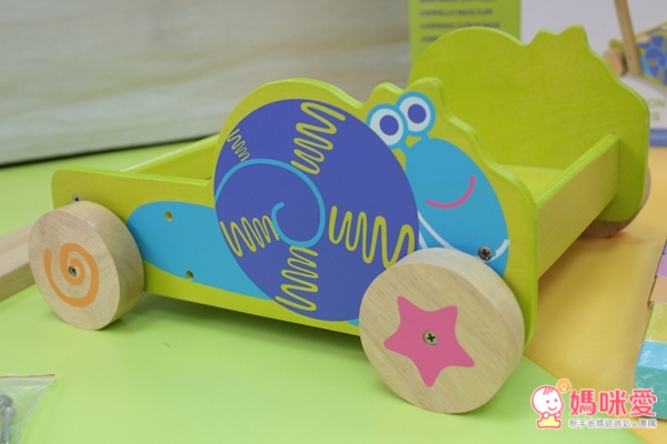 ✮寶寶學走好幫手✮ 法國BoiKido 學步推車 / 義大利 La COSA 滑步車 三輪車