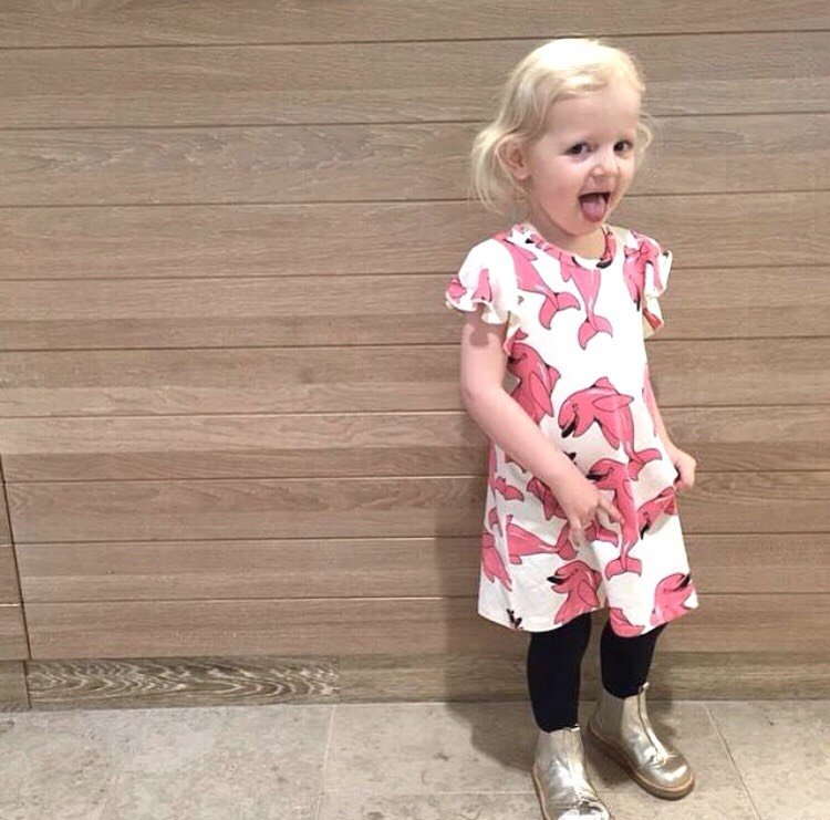  2 meter 繽紛亮眼的服裝