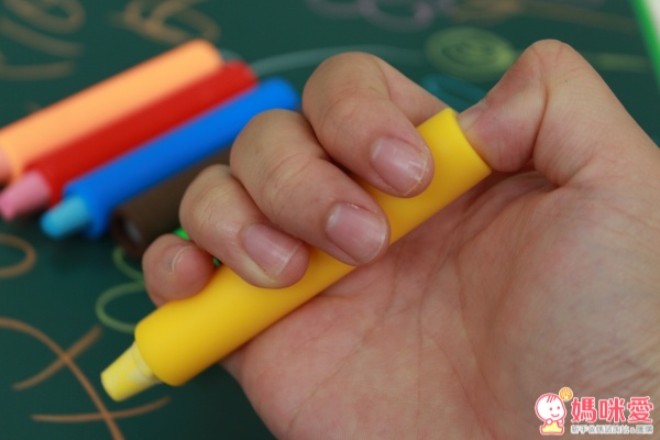 MIT【究達】環保無毒 ♫ 黑白小畫板/水溶性粉筆/白板筆 ✶ 揮灑創意塗鴉趣