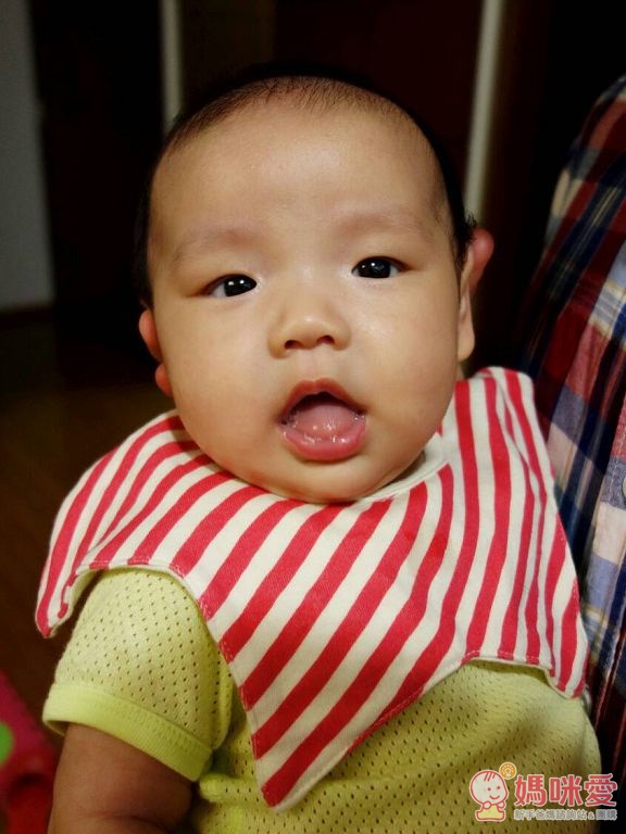 ★ 千趣會GITA basic360度圍兜兩件組 ★