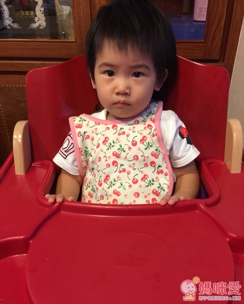 千趣會交叉扣帶長版口水兜二入組 - 粉嫩櫻桃