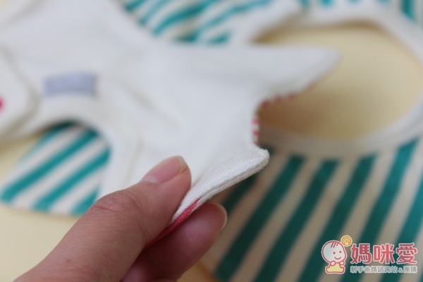 ★ 千趣會GITA basic360度圍兜兩件組 ★