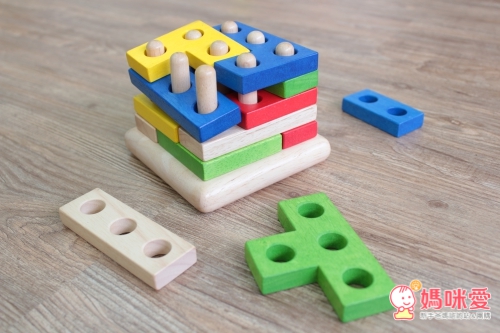 ◼︎森思寶益智玩具◼︎ 迴力車 / 動物公仔 / 堆疊拼圖 / 拋拋樂 / 水絨毛玩具 