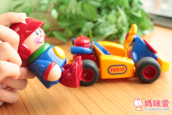 ◼︎森思寶益智玩具◼︎ 迴力車 / 動物公仔 / 堆疊拼圖 / 拋拋樂 / 水絨毛玩具 