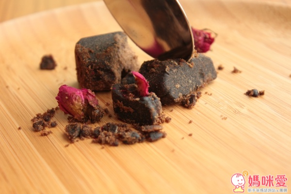 「康天 SugarBabe」養生黑糖