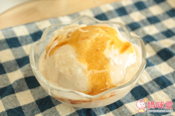 接下來是貓媽推薦的香蕉口味