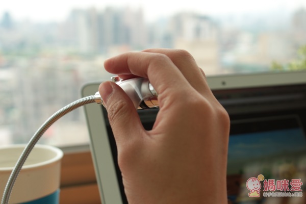 【逸奇 e-Kit 】 夏日必備沁涼電風扇