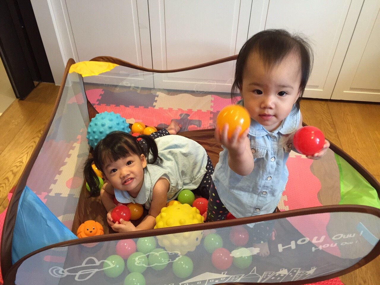 LUDI 帳篷、球池