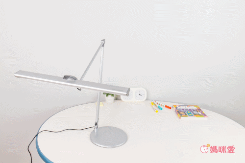 挑戰全網最低價【DEXLIGHT雙臂LED護眼檯燈】360°自由伸縮