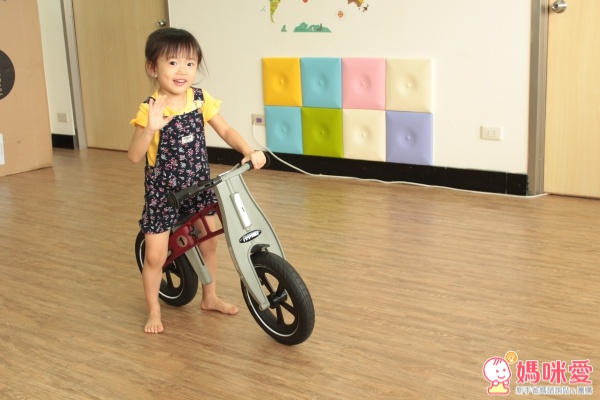 【免運預購中】德國 First Bike 滑步車 ♫ 小童的第一台車!滑出穩穩平衡感