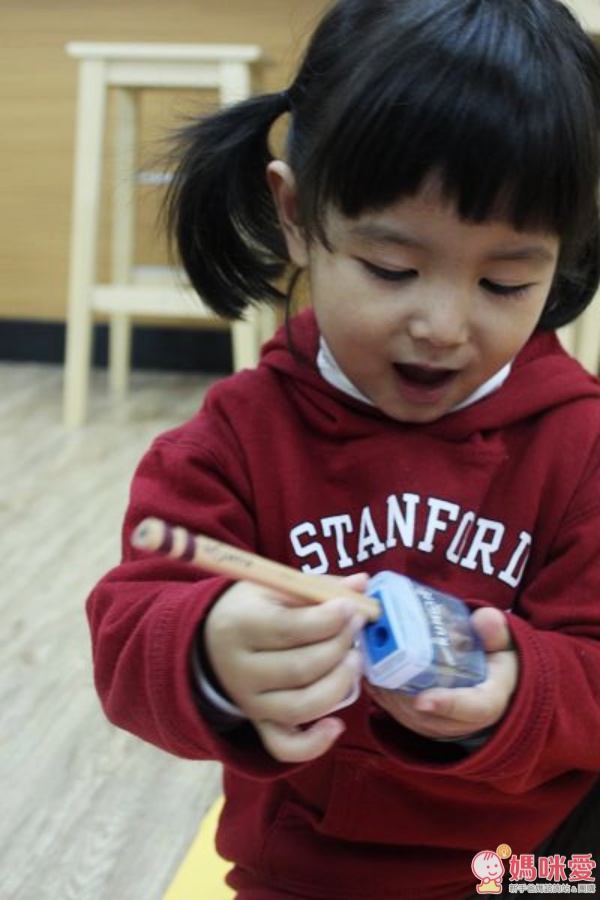 【預購】日本KUMON小書 / 小鉛筆 / 羊毛氈編織器❤動動手、學寫字、做勞作❤表露寶貝心意✧