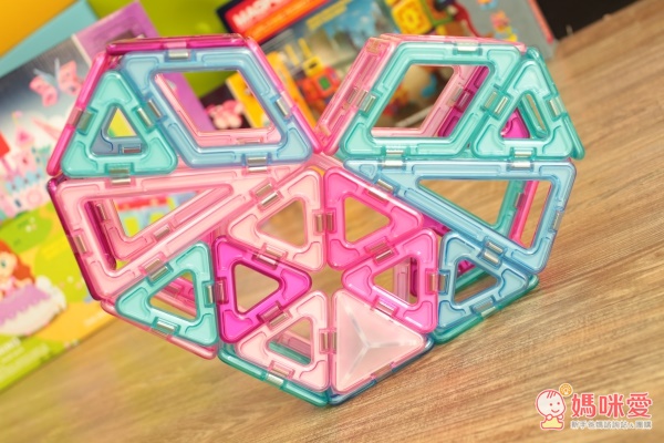 Magformers 磁性建構片粉彩公主