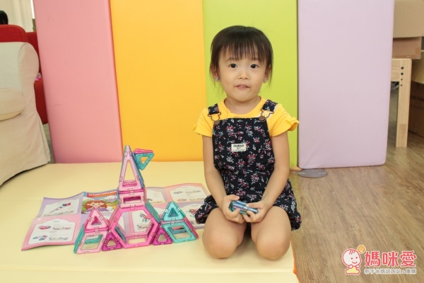 Magformers 磁性建構片粉彩公主